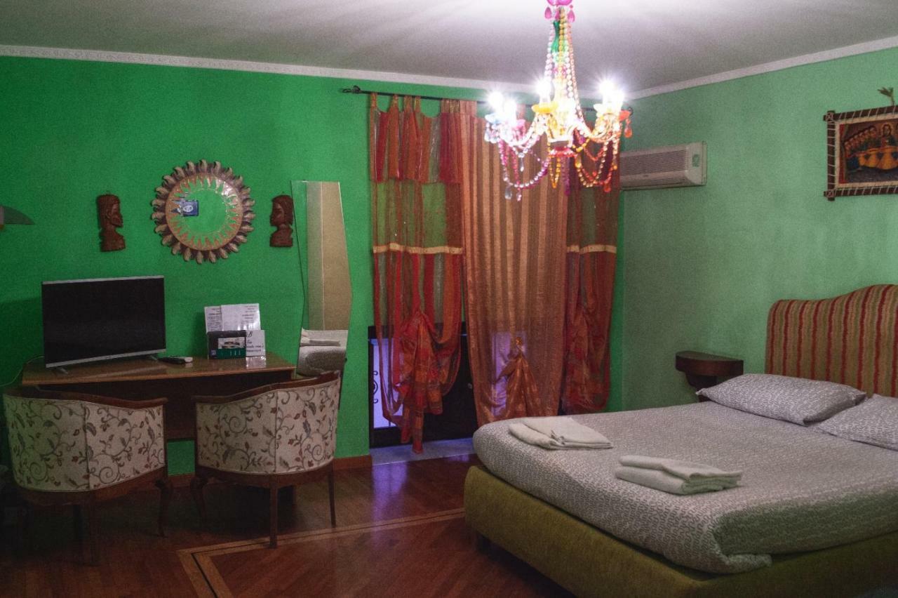 B&B Zia Sua Наполи Екстериор снимка