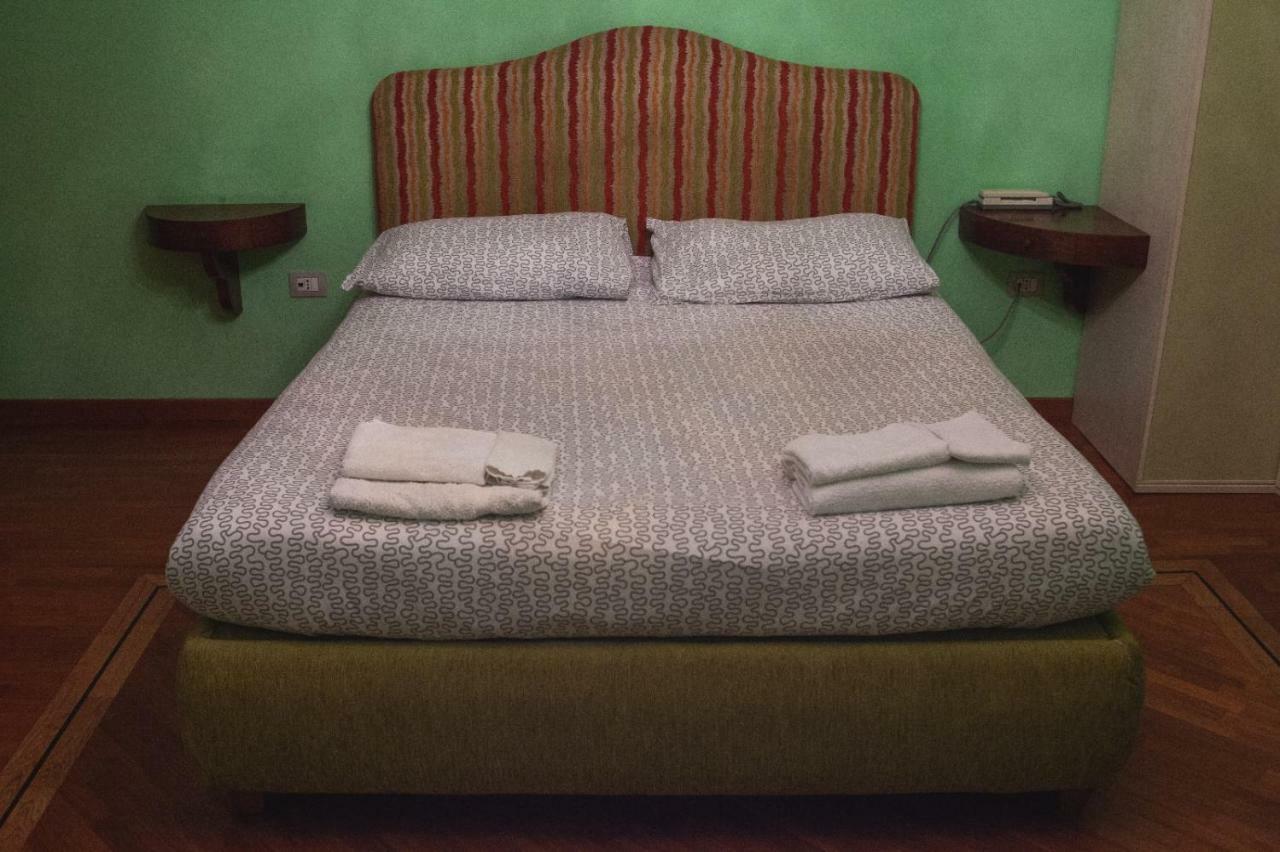 B&B Zia Sua Наполи Екстериор снимка